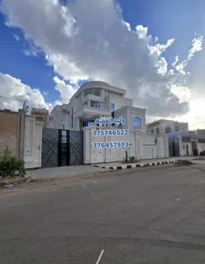 4000 m2 More than 6 bedrooms Villa for Sale in Sana'a Bayt Baws