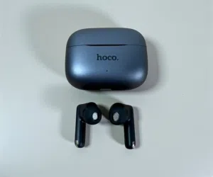 سماعة Hoco الأصلية: ترجمة فورية وعزل ضوضاء (توصيل لكل العراق)".