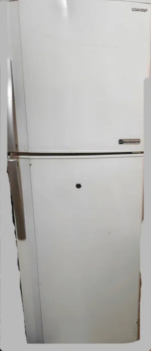 ثلاجة نوع شارب