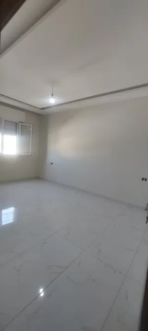 120 m2 2 Bedrooms Apartments for Rent in Tripoli Zanatah