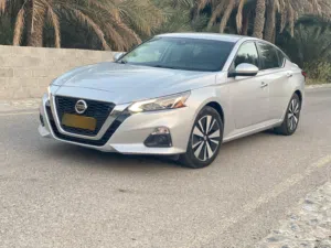 Used Nissan Altima in Al Batinah
