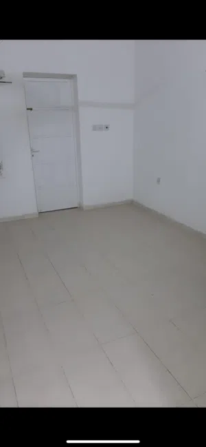 Unfurnished Monthly in Muscat Al Khuwair