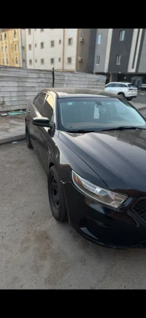 Used Ford Taurus in Jeddah