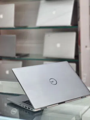 Dell latitude 7420 mettalic silver body core i7 11th Gen 32gb Ram 512gb ssd Touchscreen 8gb Graphics