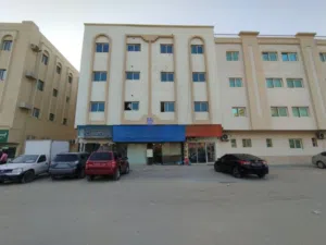 3 Floors . 270 m2 . Landlord1