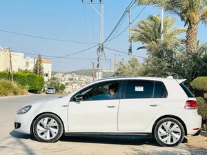 golf-mk6-فحص-نخب-حتى-بلاطات-ساغ-خاليه-من-الحوادث-عداد-قليل-حبة-مميزة-التفاوض-وارد-والتقسيط-وارد-جني