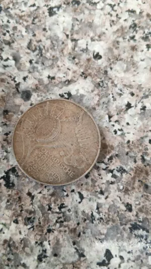 عملة امريكية