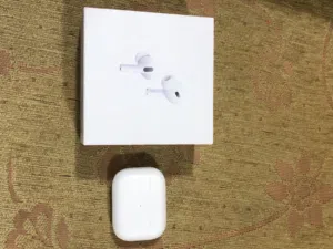 AirPods Pro (2nd Gen) USB-C للبيع