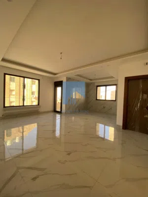 شقة فاخرة للبيع في خلدا - قرب إشارة البنك العربي طابق ثاني 128م تشطيب سوبر ديلوكس لم تسكن