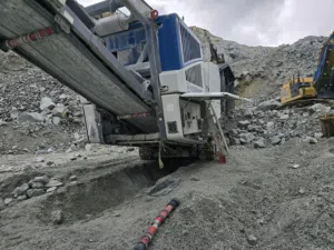 كساره موديل 2018 موجوده بالمانيا وجاهزه للشحن لاي ميناء