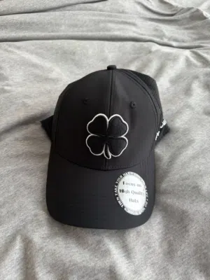 Live lucky cap