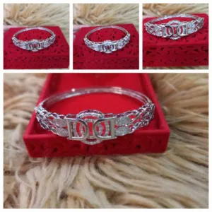 White stone bracelet