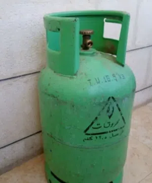جرتين غاز وحده نصها والثانيه فاضيه