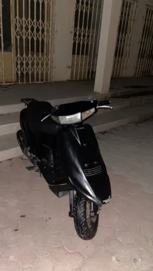 دراجه نريه سو زوكي 100cc