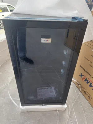 ثلاجه سامكس الزجاجيه مكتب بسعر حرق