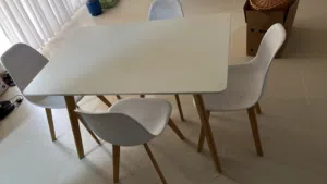 طاولة سفره مستعمله
