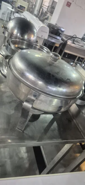 We buy and sell equipment for restaurants, cafes, bakeries and all supplies meat grinders Electricit
