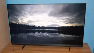 Samsung Crystal UHD U8000F   55" tv