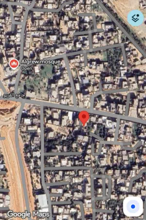 ارض مساحتها 296 متر داخل المخطط سوق الجمعة بجانب جامع القريو للبيع او استبدال بمنزل جاهز داخل طرابلس