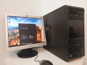 Windows Custom-built  Computers  for sale  in Amman