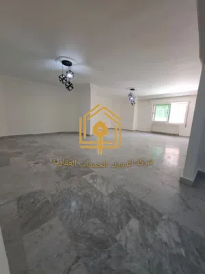 180 m2 3 Bedrooms Apartments for Rent in Amman Khalda