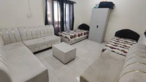 غرفة و مجلس
