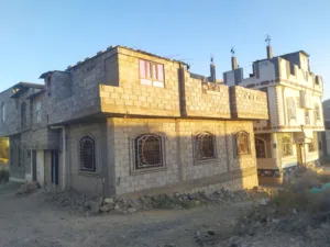 88 m2 4 Bedrooms Townhouse for Sale in Sana'a Sa'wan