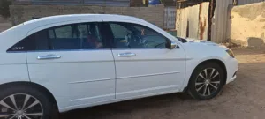 السلام عليكم سي 200 مديل 14 سياره حلوه عوزها فقط حداديه اماميه السعر 90 وبيها مجال للشراي البصره خور