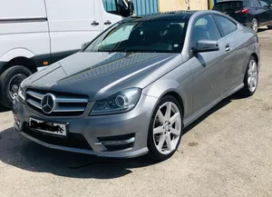 مرسيدس-سي-250-كوبيه-عداد-77-الف-كيلو