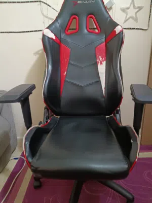 كرسي جيمنج مريح للبيع