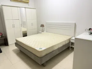 BEDROOM SET FOR SALE