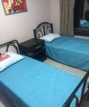 تخت حديد + فرشة عدد 8 بحالة الوكالة جديد .. التخت مع الفرشة 45 دينار