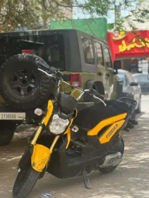 هوندا زومر اكس اصليه ماشيا23في العداد الموطو ربي يبارك اتصل بي رقم الي لوطه اني عارض بس