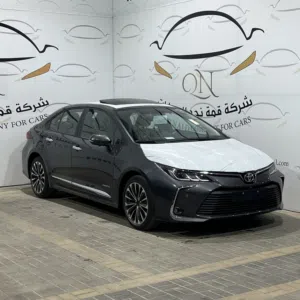 تويوتا كورولا XLI م2.0 مطور فتحة سقف 2025