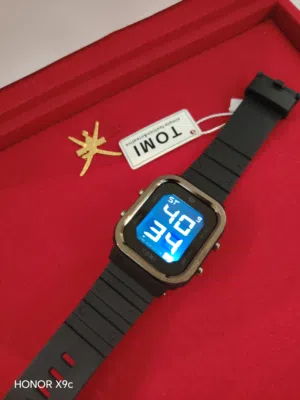 ساعه tomi الرياضيه