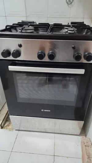 Five-burner kitchen oven
