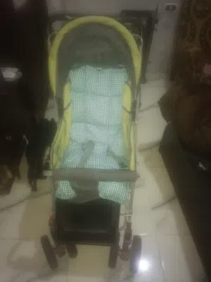 عربية اطفال مستعَمله