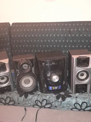 Stereos . Used0