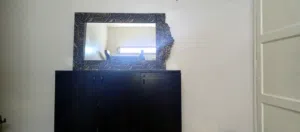 حزانه احذيه للبيع مع مرايه بسعر 40