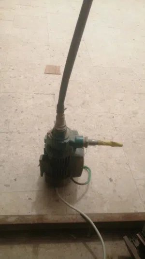 متور نص حصان