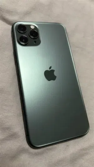 Apple iPhone 11 Pro Max 256 GB in Basra