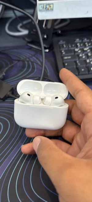 سماعات ابل اير بودز برو ثري AirPods Pro 3