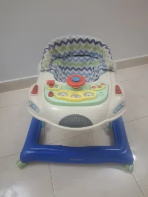 عربية اطفال بحالة جيده