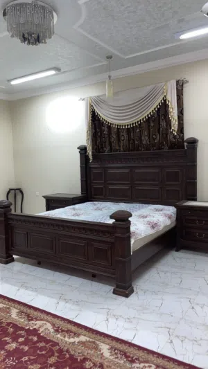 طقم سرير كامل -قابل للتفاوض