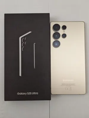 For Sale: Samsung Galaxy S25 Ultra (256GB / 12GB RAM) - Like New!