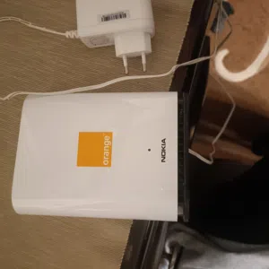 1. راوتر اورنج  فايبر  2. راوتر زين  فايبر    3 (مقوي اشاره عدد 2 )  نوع اورنج عدد 1 نوع زين  عدد 1