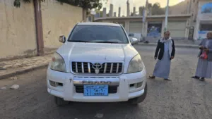 للبيع سياره تويوتا برادو موديل 2006