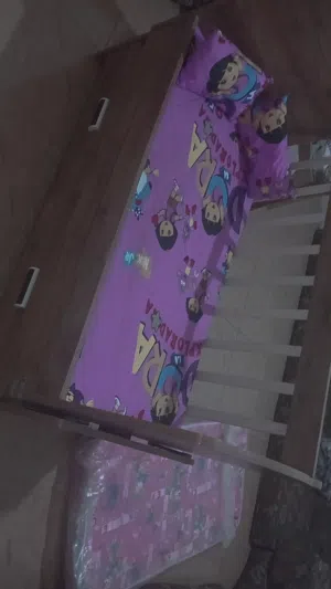 تخت بيبي بحالة وكالة لم يتم استعماله