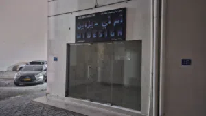 مكتب / مخزن / محل للإيجار في الخوض السادسة office / store for rent