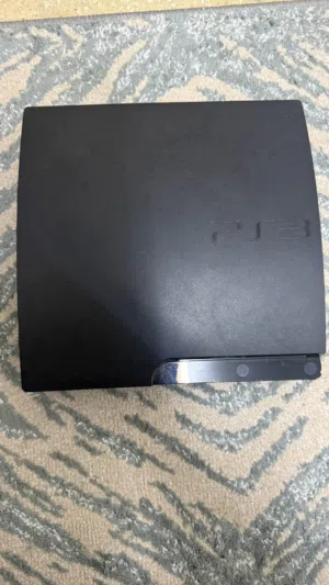 بلايستيشن 3 للبيع بحاجه لتصليح معو سيديات بودي الجهاز من برا وكاله